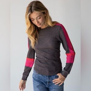 Natural Life London Trim Top Women's Size Medium Charcoal Pink Long Sleeve Shirt